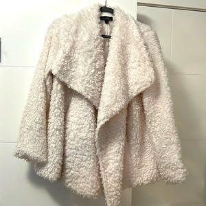 Suzanne Betro soft/fuzzy jacket. Size XL